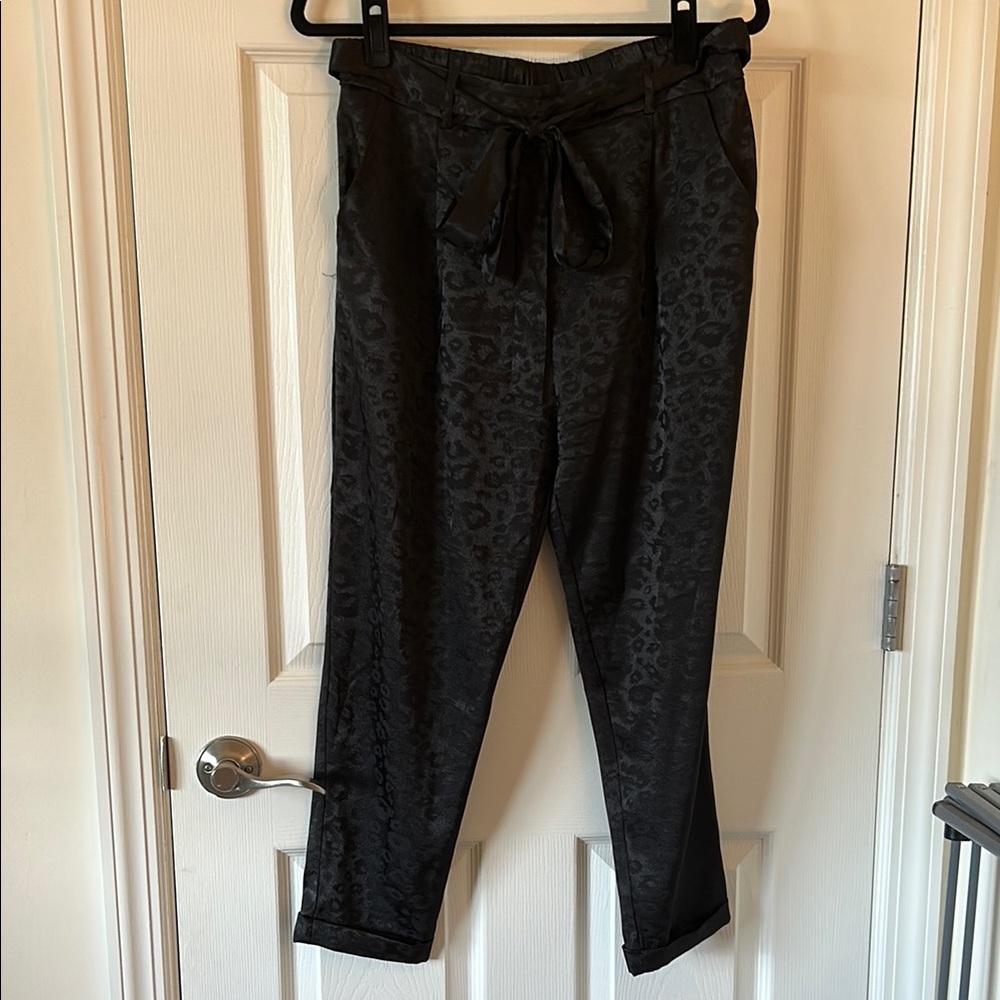 Black Cropped Ankle Pants with Tie Waist and Tapered Leg